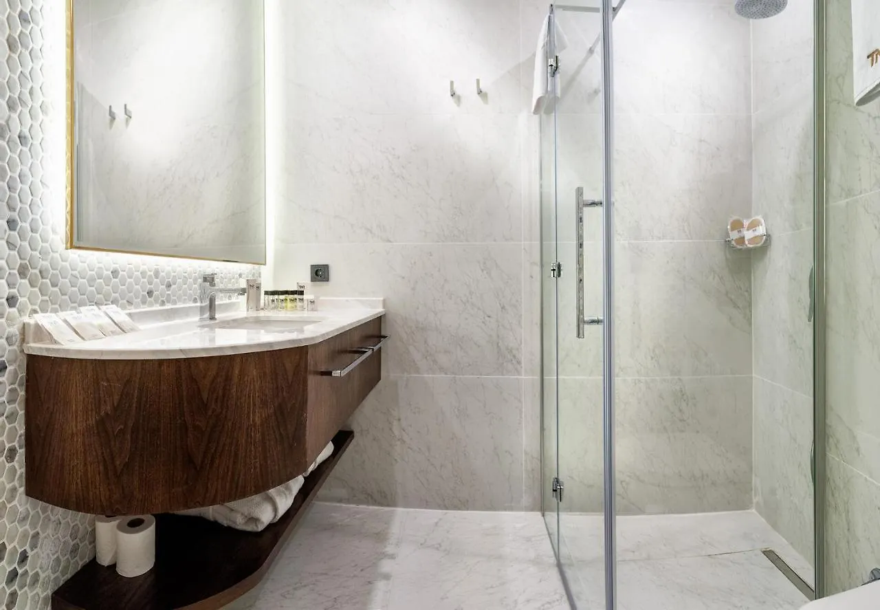 Hotel Tnr Otel & Spa Kuşadası
