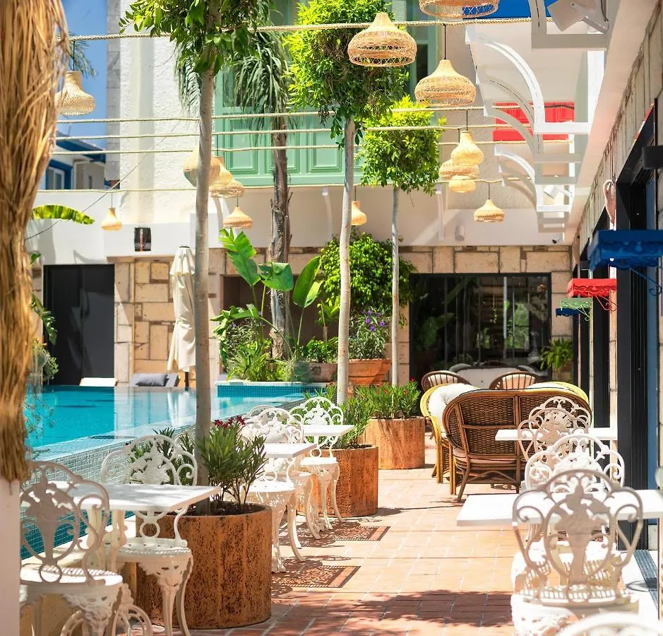 Tnr Otel & Spa Kusadası